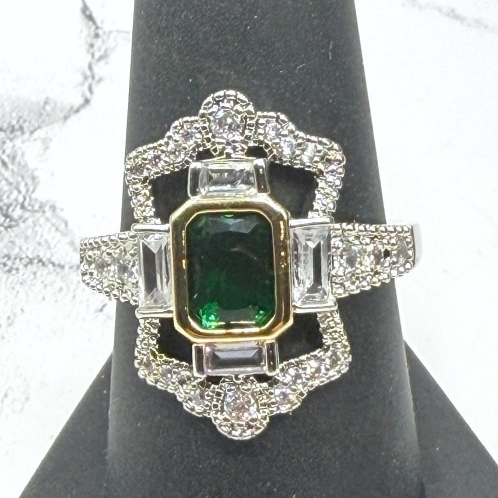 New Art Deco Style Green Glass Halo‎ Ring Stainless Steel Two Tone Size 8.75